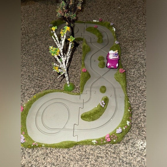 Barbie Department 56 Set - Picture 7 of 7